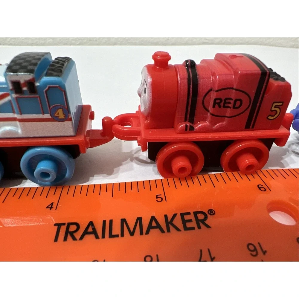 Thomas the Train & Friends Minis LOT Of 5 Mattel Millie Gordon Engines Cargo Car